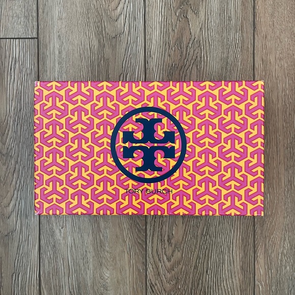 Tory Burch Ali Sandal in Metallic - Picture 2 of 4